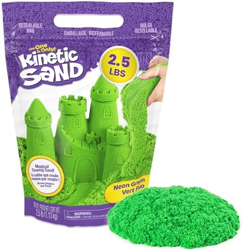 Kinetic Sand, 2.5lbs Green Play Sand, Moldable Sensory Toys for Kids, Resealable Bag (Packaging May Vary), for Ages 3 and up