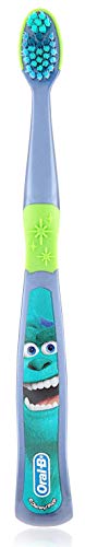 Oral-B Kids Manual Toothbrush, Monsters Characters, for Children and Toddlers 3+, Extra Soft Bristles - Pack of 6 (Characters Vary)