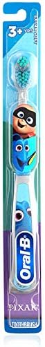 Oral-B Battery Powered Kids Manual Toothbrush, Finding Dory Characters, for Children and Toddlers 3+, Extra Soft Bristles - Pack of 6 (Characters and Colors Vary)