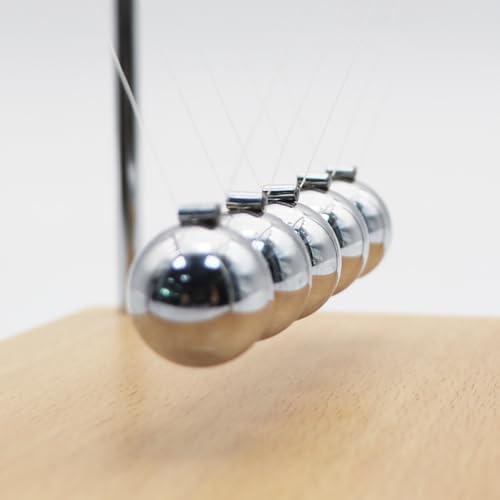 QLKUNLA Newtons Cradle Balance Balls Science Physics Gadget Desktop Decoration Kinetic Motion Toy for Home and Office (Beech,5 Balls)