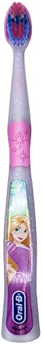 Oral-B Princess Toothbrush for Little Girls, Children 3+, Extra Soft (Characters Vary) - Pack of 4