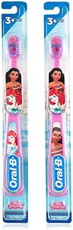 Oral-B Princess Toothbrush for Little Girls, Children 3+, Extra Soft (Characters Vary) - Pack of 4
