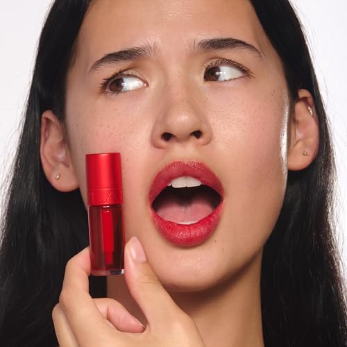 Clarins NEW Water Lip Stain | Long Lasting, Transfer-Proof, Lightweight and Kiss Proof | Buildable Matte Finish | Contains Hyaluronic Acid | 0.2 Fluid Ounces