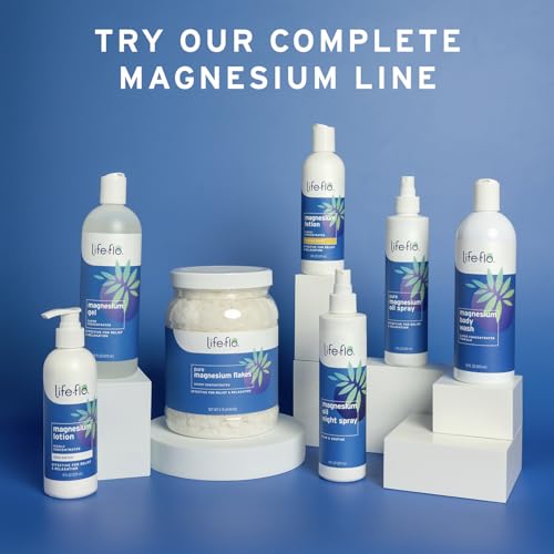 Life-flo Pure Magnesium Bath Flakes - Epsom Salt Bath Soak Alternative - Unscented Magnesium Flakes from The Zechstein Seabed - Relaxing Foot Bath with Ancient Trace Minerals - 60-Day Guarantee, 44oz