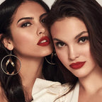 Matte Liquid Lipstick Set, 6 Colors 2-In-1 Mirror Matte Lip Glosses Kit,Velvet Lip Glaze Black Lipstick for Women,Long Lasting Shinny Lip Stain,Nude Lip Makeup Smudge Proof for Party Festival
