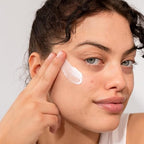 COOLA Clear Skin Oil-Free Moisturizer with SPF 30, Dermatologist Tested Sunscreen with Niacinamide & Centella Asiatica, 1.1 Fl Oz
