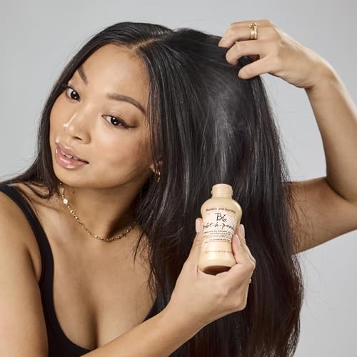 Bumble and bumble. Prêt-à-powder Dry Shampoo Powder | Adds Volume, Texture + Absorbs Oil | Non-Aerosol | Wavy + Straight