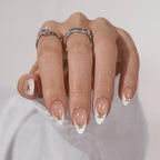 BTArtbox Press on Nails Short -White Designed French Tip Press On Nails Almond with Bow, Glue On Nails for Gifts, Natural Stick On Nails in 16 Sizes - 30 Fake Nails Kit, Dinner Star