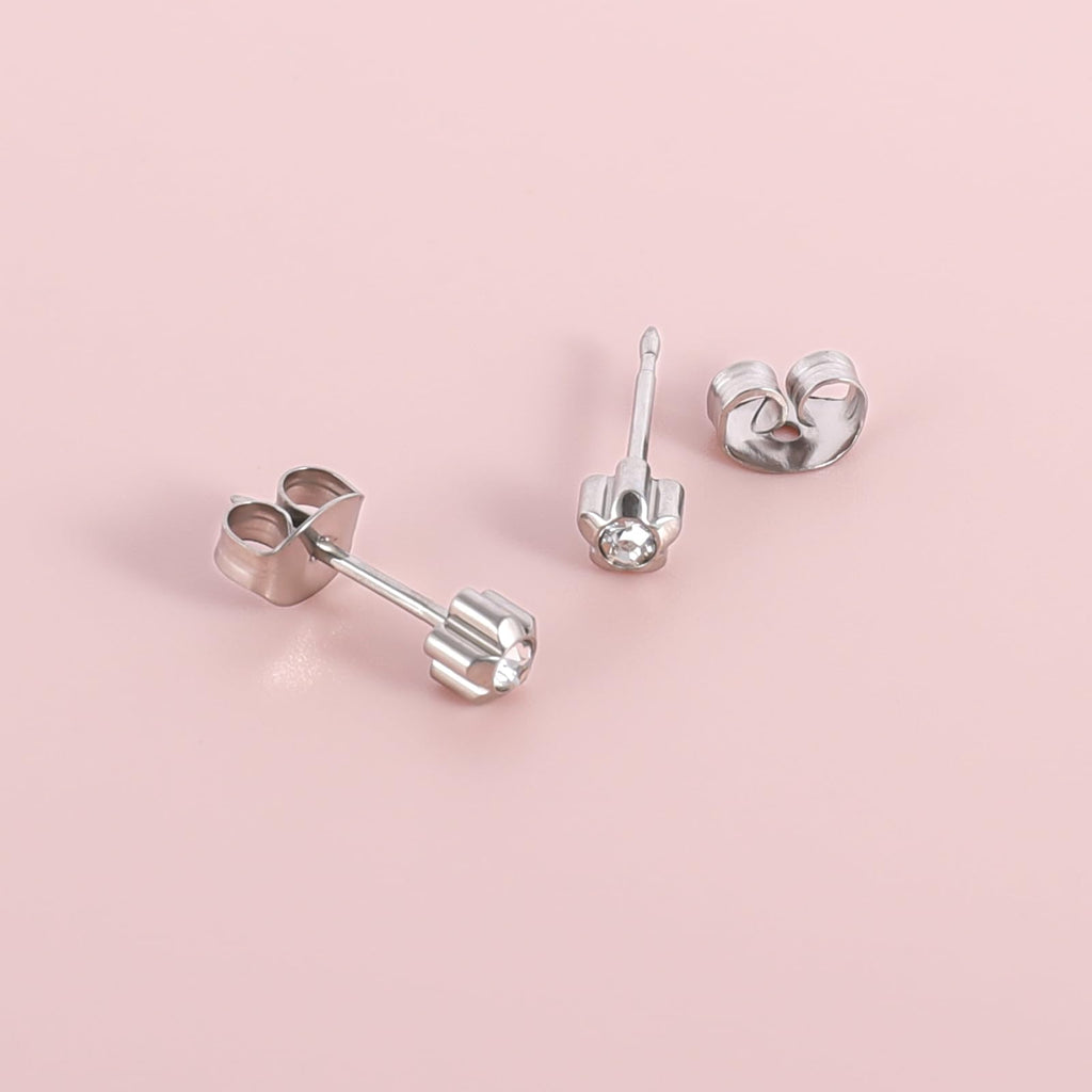 5 Pairs G23 Titanium Ear Piercing Stud Earrings for Sensitive Ears, Cubic Zirconia Stud Earrings Set for Ear Piercing Guns (Silver)
