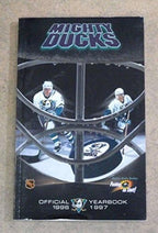 ANAHEIM MIGHTY DUCKS NHL HOCKEY MEDIA GUIDE - 1996 1997 - NEAR MINT