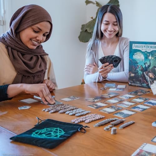 Arkham Horror The Card Game Film Fatale Scenario Pack - Explore Bizarre Film Sets, Cooperative LCG, Ages 14+, 1-4 Players, 1-2 Hr Playtime, Made by Fantasy Flight Games