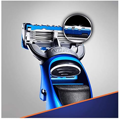 Gillette Fusion ProGlide Styler 3-in-1 Waterproof Trimmer for Man, Achieve Any Facial Hair Style with Three Exchangeable Combs (2 mm, 4 mm, 6 mm)