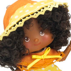 Strawberry Shortcake 5.5-inch Orange Blossom Poseable Sweet Scented Fashion Doll with 4 Surprise Reveal Accessories