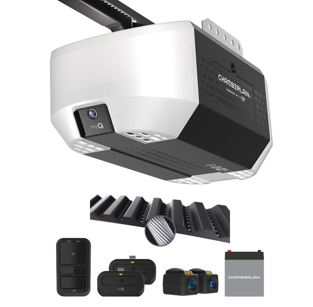 Chamberlain Garage Door Opener 3/4 HP Belt Drive myQ Garage Door Opener with Fixed Camera, Battery Backup, 2‑Bulb LED Lighting