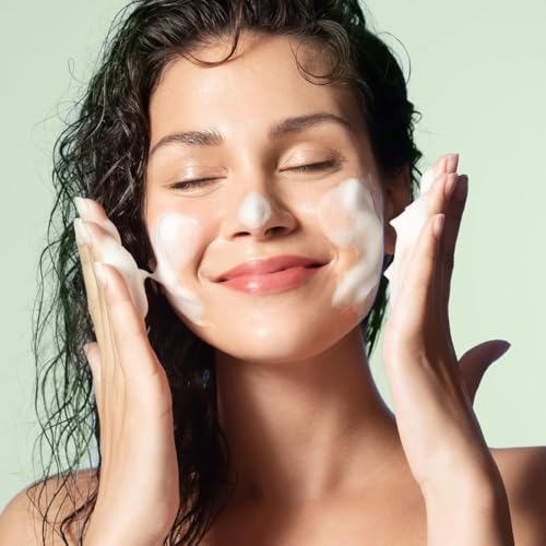 MDSolarSciences Wash Away One Step Foaming Cleanser Removes Impurities, Makeup & Sunscreen, Dermatologist Developed Vegan Formula with Hyaluronic Acid, Pineapple Extract, Aloe & Vitamin B5