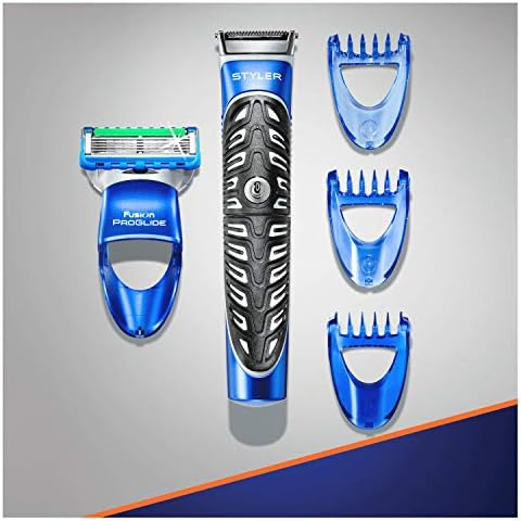Gillette Fusion ProGlide Styler 3-in-1 Waterproof Trimmer for Man, Achieve Any Facial Hair Style with Three Exchangeable Combs (2 mm, 4 mm, 6 mm)