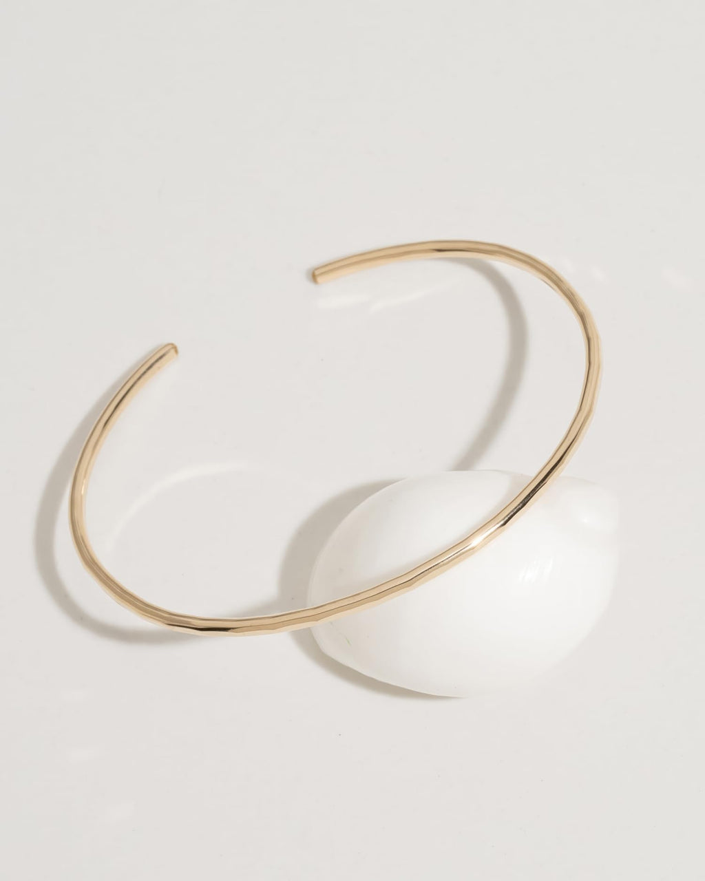 James Michelle Jewelry: Hammered Cuff Bracelet for Women – 3-Year Color Guarantee – Waterproof, Non-Tarnish, Hypoallergenic, Gold PVD Coated – Perfect for Beach, Weddings, Gifts – 2 ¾” Diameter
