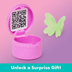 Gabby’s Dollhouse, Dress-Up Closet Portable Playset with a Gabby Doll, Surprise Toys and Photo Shoot Accessories, Kids Toys for Ages 3 and up