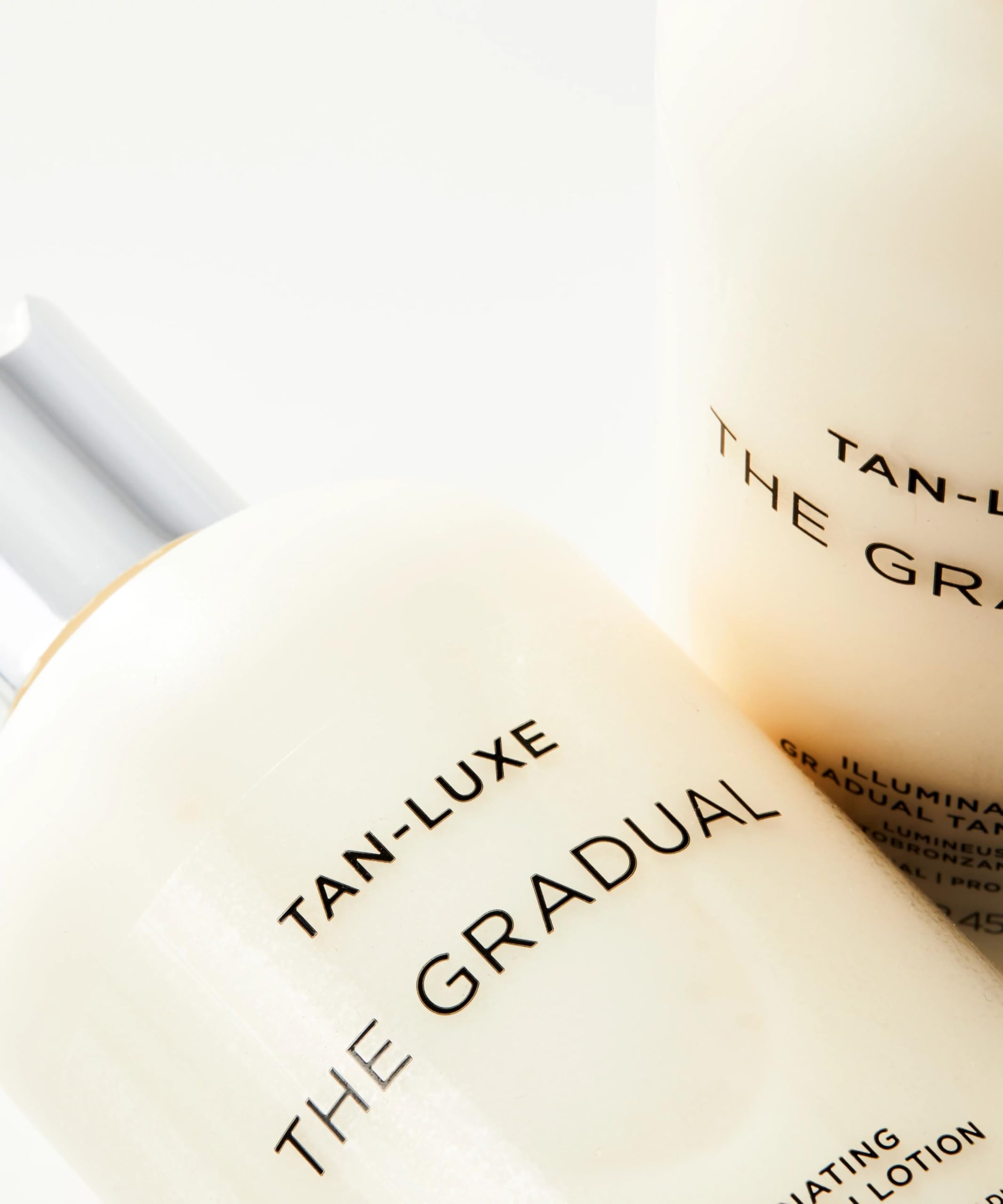 TAN-LUXE The Gradual Radiance - Illuminating & Rejuvinating Gradual Tan Lotion, 250ml - Cruelty & Toxic Free