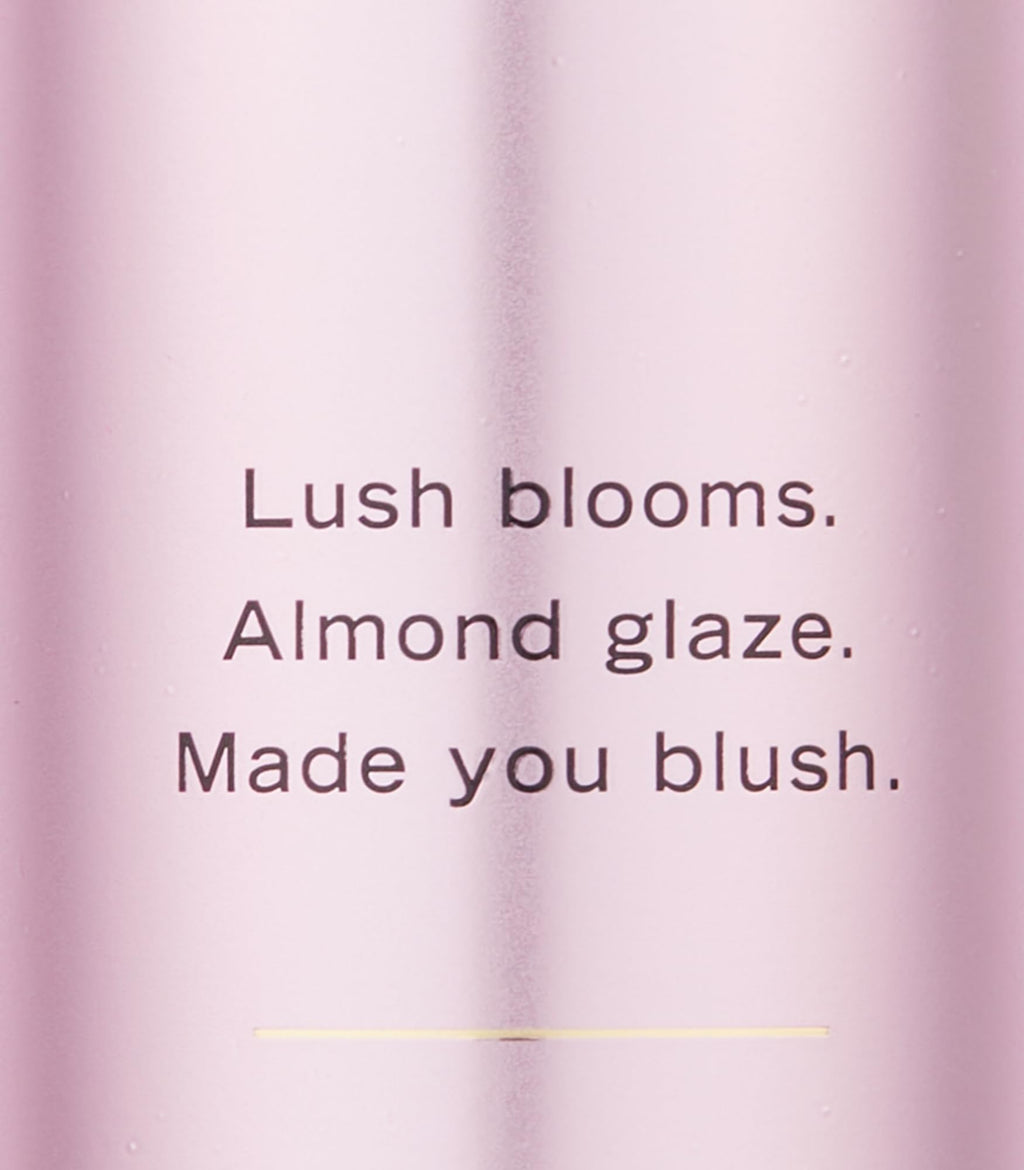 Victoria's Secret Velvet Petals Body Mist for Women, Perfume with Notes of Lush Blooms and Almond Glaze, 250 ml / 8.4 oz