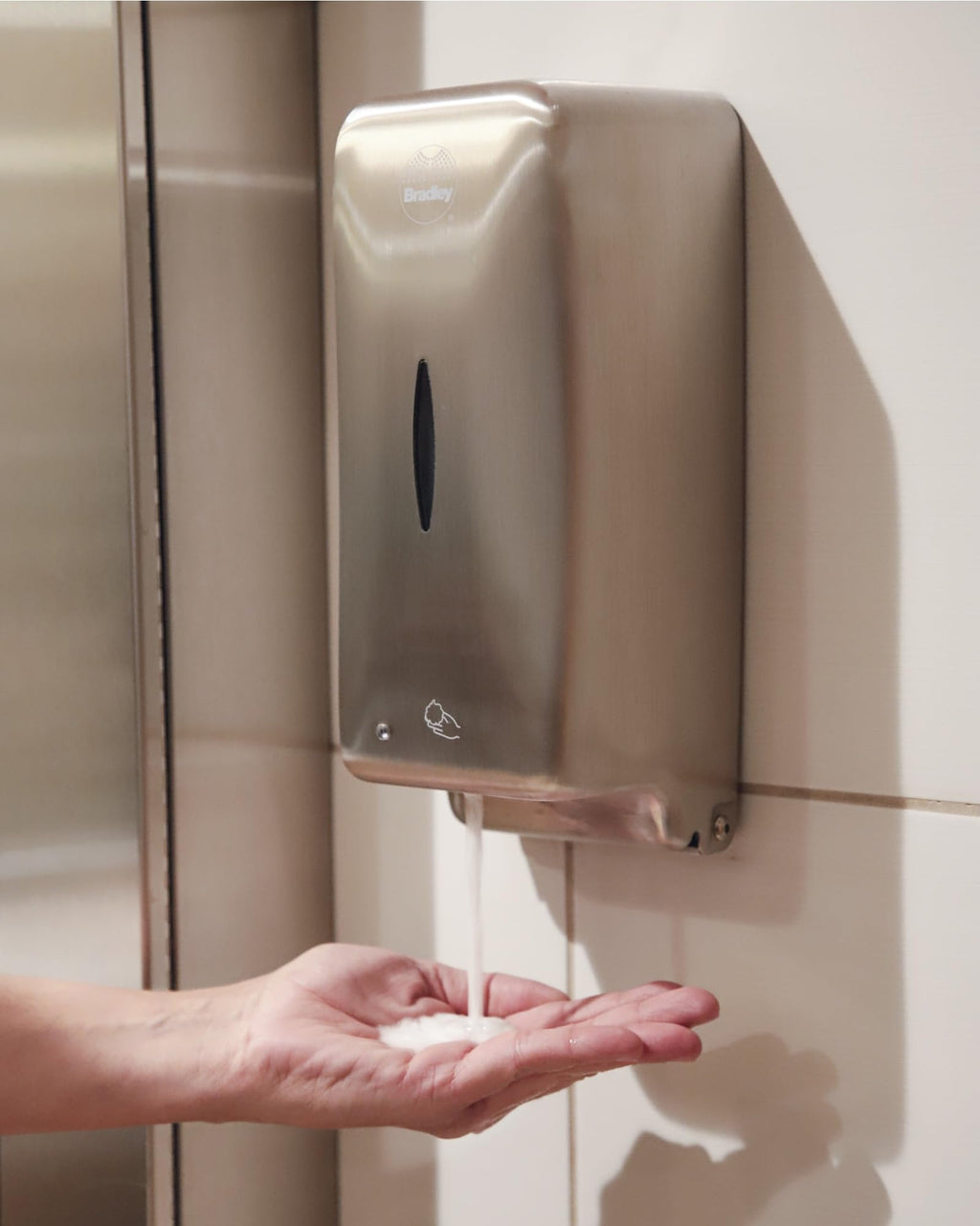 Bradley 6A01-11 Diplomat Automatic Touchless Foam Soap/Sanitizer