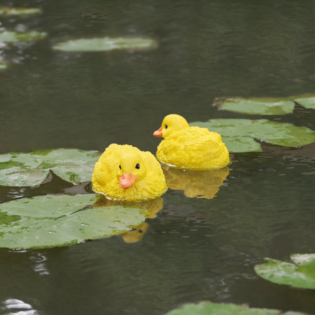 Juliahestia Pool Decorations Outdoor Duck Statue – Small Floating Pond Decor for Garden Outside Lawn Ornament Duckling Figurine Float Decorations
