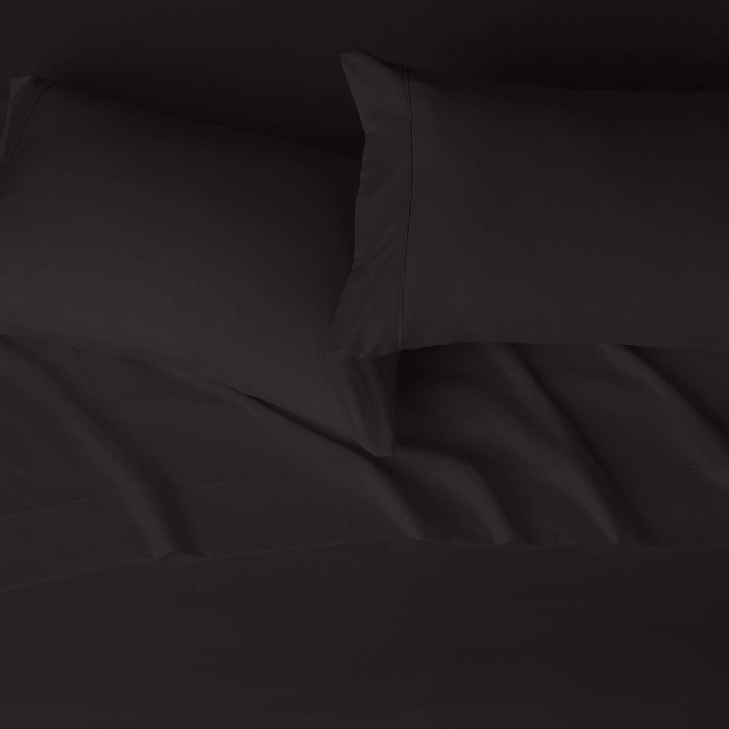 Amazon Basics Lightweight Super Soft Easy Care Breathable Microfiber 4-Piece Bed Sheet Set with 14-Inch Deep Pockets, Wrinkle Resistant, Full, Black, Solid