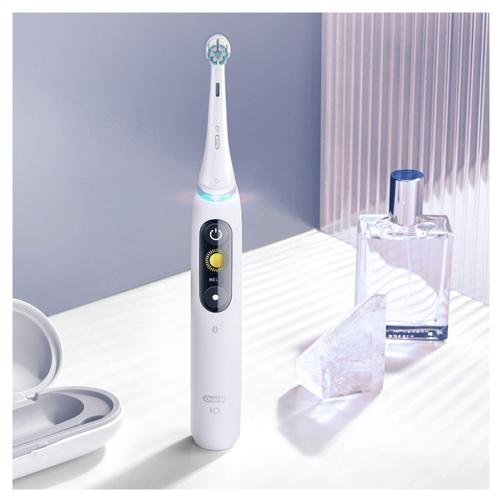 Oral-B iO Gentle Care Replacement Toothbrush Heads, Soft Bristles, 4 Count, Compatible with Oral-B iO