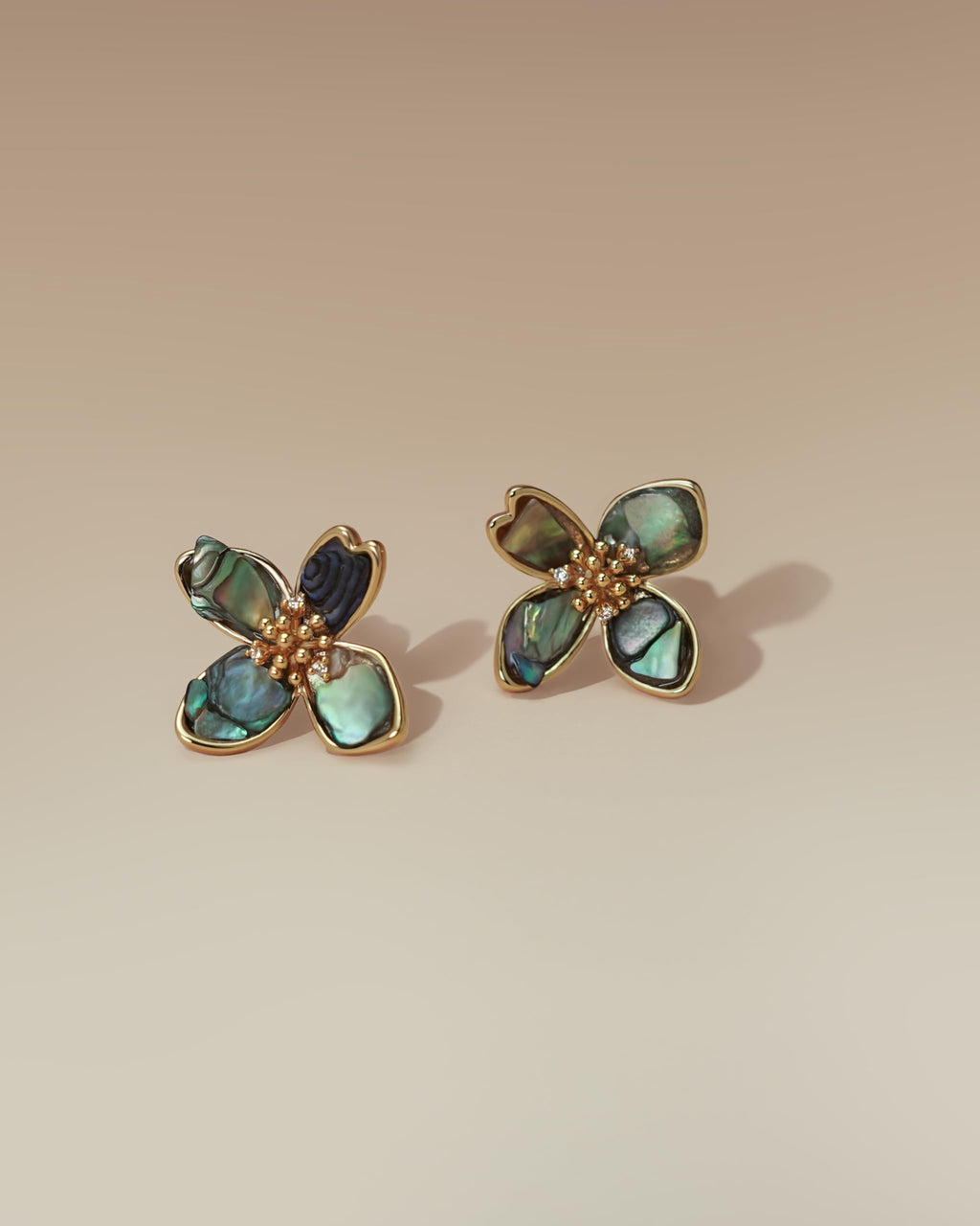 SNGIA Small Flower Earrings, Mother of Pearl Abalone Stud Earrings White or Dark Green 14k Gold Plated Ladies Flower Stud Earrings Cute Unique Earrings for Women by SNGIA