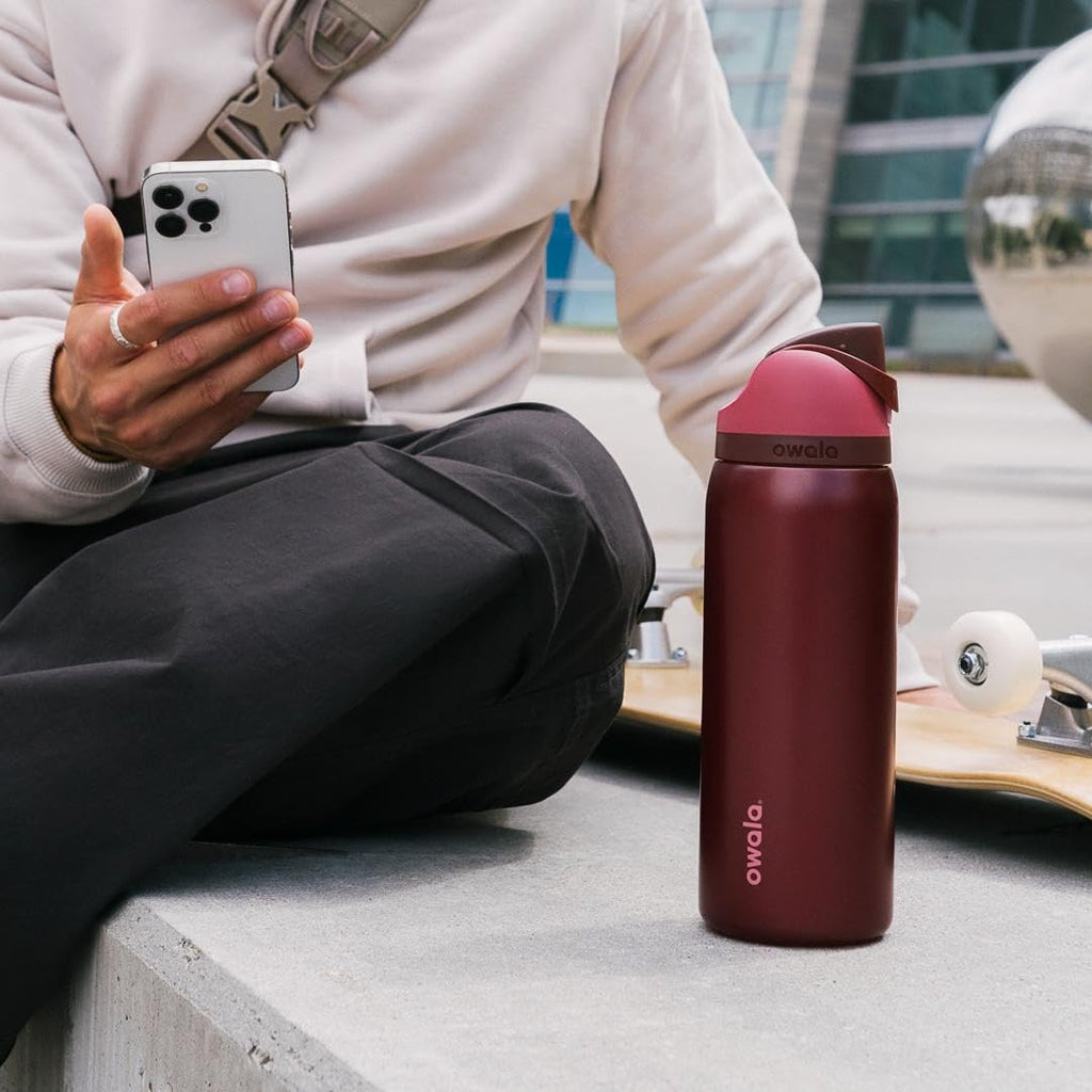 Owala FreeSip Stainless Steel Water Bottle 32 oz Black Cherry