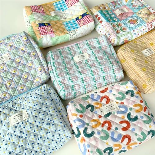 Gleyemor Quilted Makeup Bag for Women, Cute Floral Cotton Cosmetic Bag, Travel Toiletry Bag Period Bag Essentials Bag Gifts for Her Mom Friend Sister Bridesmaid (Tulip)