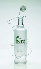 Berg Water, Sourced from Icebergs, 25.36oz (One 750ml Glass Bottle)