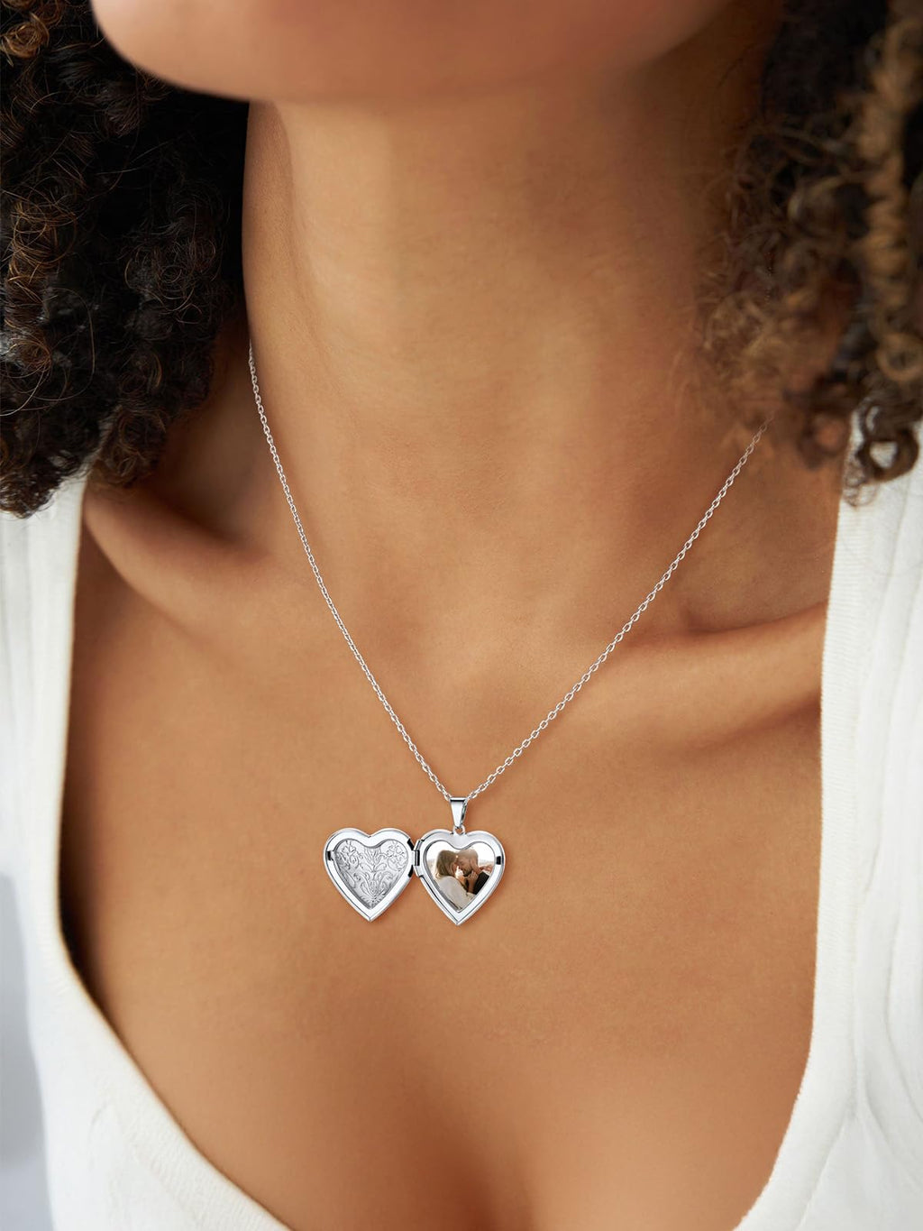 U7 Memorial Photo Locket Necklace, Women Silver Heart Pendant with Engrave