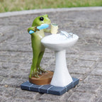 Miniature Frog Garden Statue Outdoor Fairy Animal Figurine for Bathroom