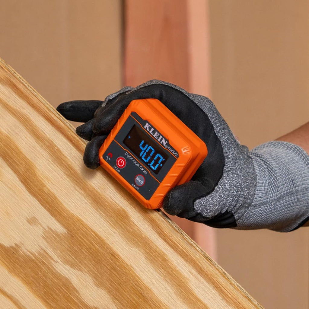 Klein Tools 935DGGP Angle Finder, Digital Gauge with Strong Magnetic Base, Converts Between Degrees, Percent Grade, In/Ft, mm/m