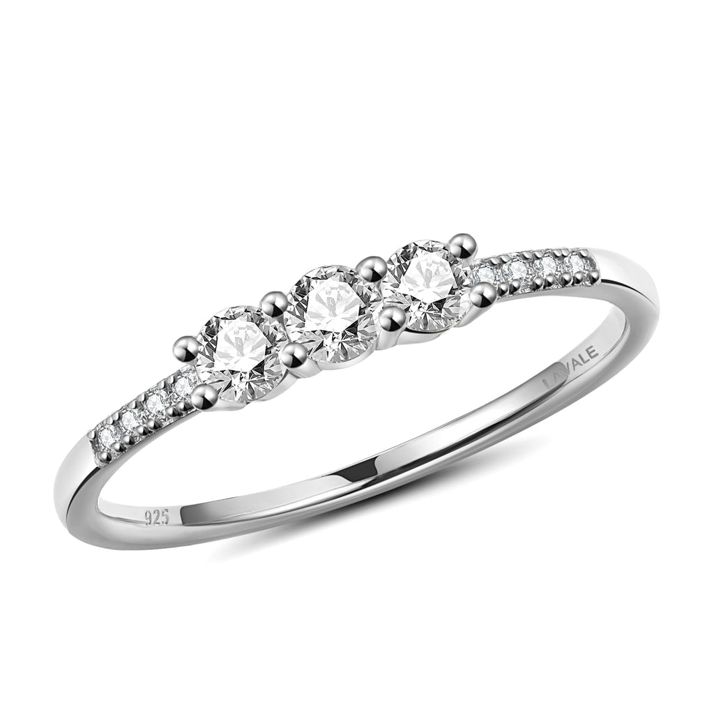 LAVALE Round Cut Moissanite Wedding Band for Women, Brilliant D Color VVS1 Clarity Classic Lab Created Diamond Wedding Ring 18K White Yellow Rose Gold Vermeil 4 Claw Knife Edge Moissanite Rings