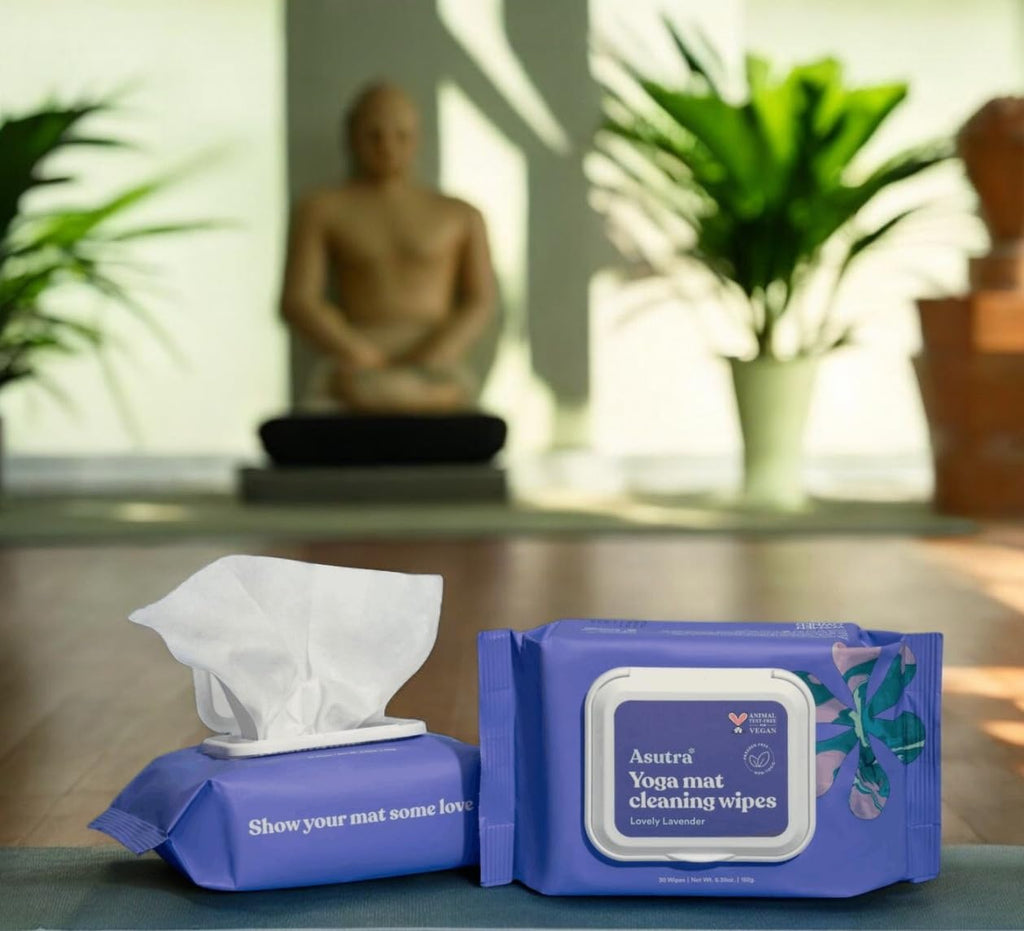 ASUTRA Yoga Mat Cleaning Wipes (Lovely Lavender), 4 Pouches (30 Wipes Each) - No Slippery Residue, Deep-Cleansing for Fitness Gear & Gym Equipment