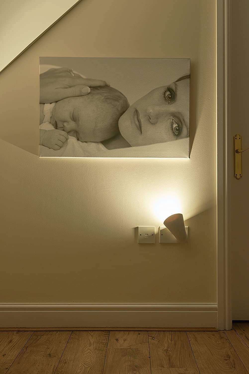 AURAGLOW Plugin GU10 Spotlight Uplighter Wall Sconce Wash Light Plug Socket Outlet Uplight Lamp - NO LED Bulb Included