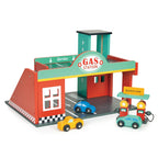 Mentari Toys - Gas Station - Wooden Toy Garage with Lift, Cars, Ramp and Gas Pumps - Encourages Imaginative Play, Fine Motor Skills & Problem Solving - Age 3+