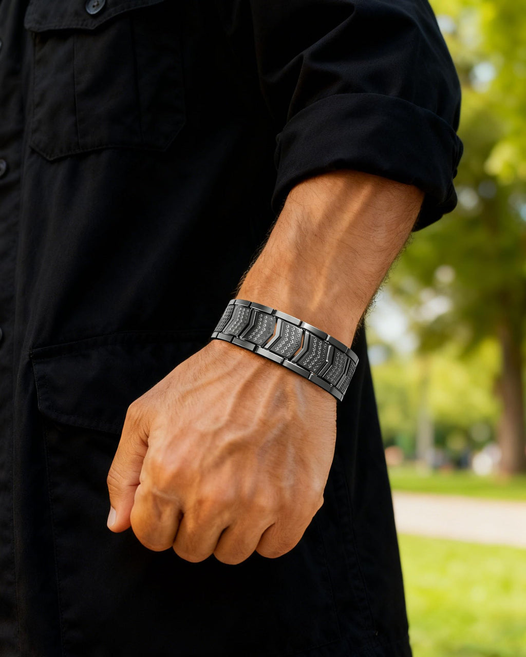 vapeples 99.99% Pure Copper Men's Bracelet with 3800 Gauss Triple-Strength Magnets, Foldover Clasp, and Adjustable Size,Shield Design