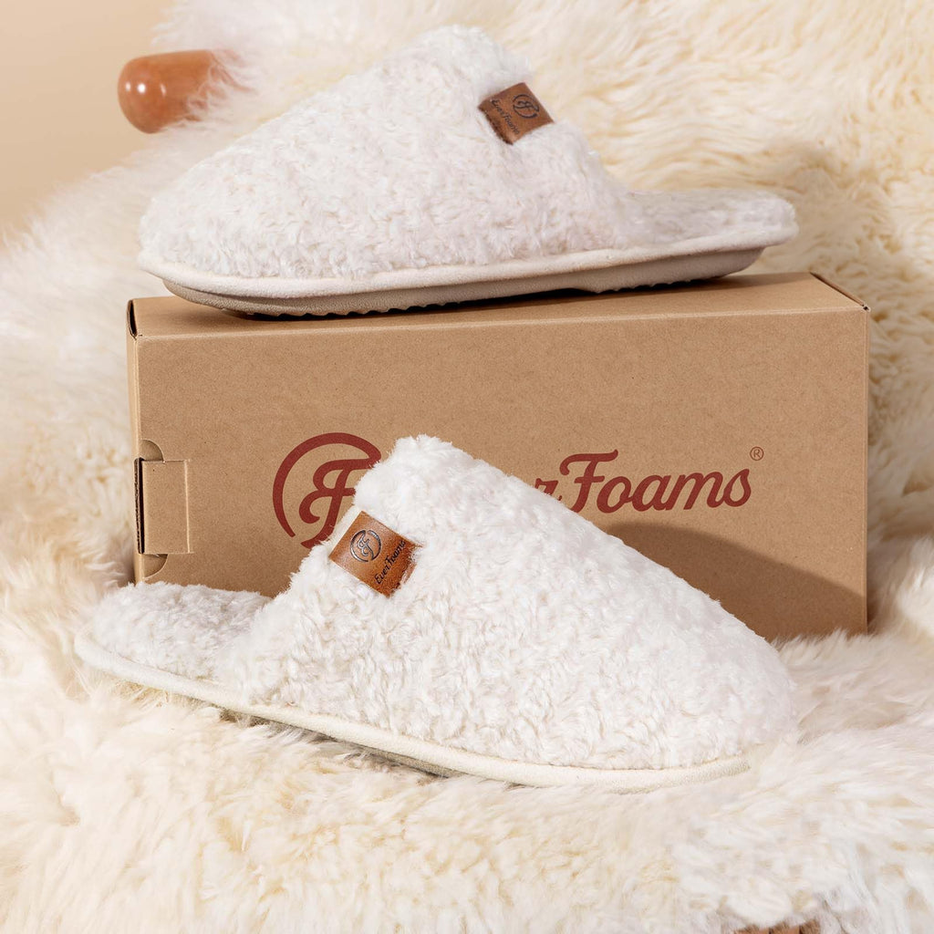 EverFoams Women's Fuzzy Slippers Cozy House Shoes Cream White, 9-10 US