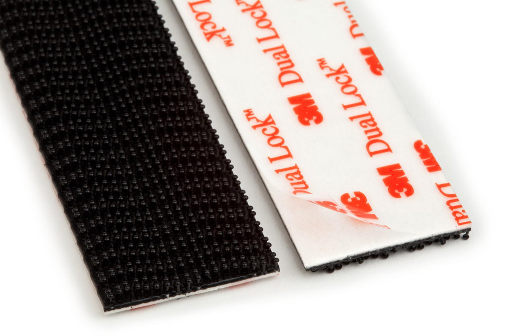 Scotch Extreme Interlocking Fasteners, 4 Strips, 1" x 3", Delivers Powerful Bond on Contact, Weather, Dirt & UV Resistant, 1 Set Holds 2 lbs., Designed with Reclosable Dual-Lock Technology (RF6731)
