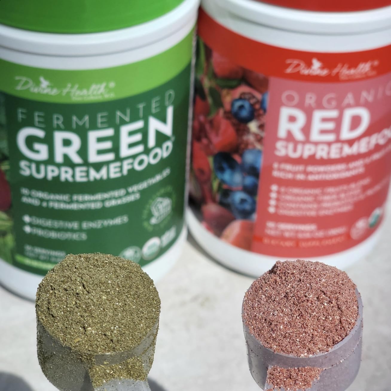 Divine Health Dr. Colbert, MD Superfood Package | 30 Servings of Green Supremefood & Red Supremefood 14 Organic and Fermented Green Vegetables and Grasses | 8 Organic Fruits
