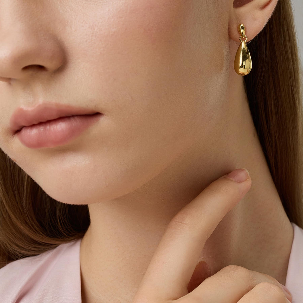 FRUMOS 18K Gold Plated Mini Teardrop Dangle Earrings for Women, 925 Sterling Silver Post Earrings, Lightweight Fashion Jewelry