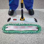 Rubbermaid Commercial Products HYGEN Microfiber Quick-Connect Mop Frame 18 inch Silver for Janitorial/Professional/Industrial Cleaners for Heavy-Duty Floor Cleaning/Mopping/Dusting