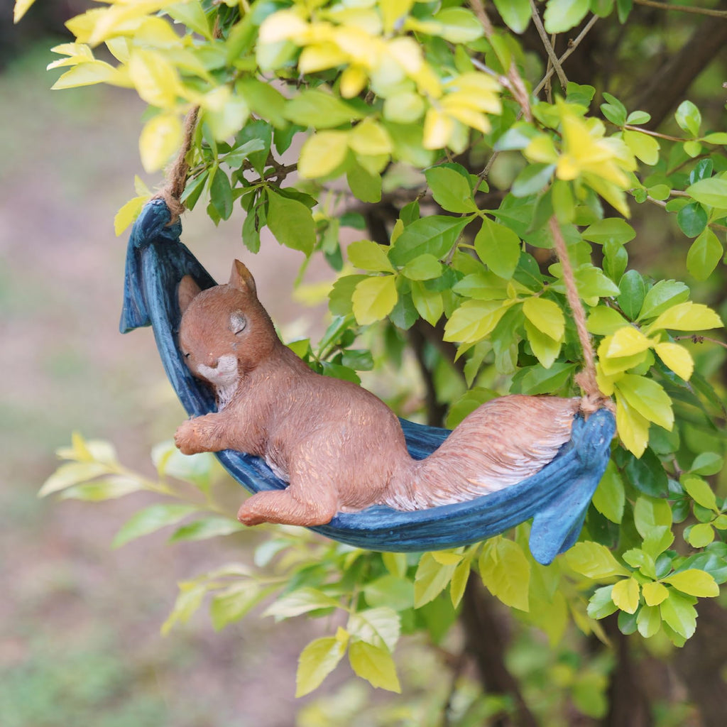 LC LCdecohome Squirrel Garden Décor Hanging Statue 7.75 * 3.75 * 3.25 Inch