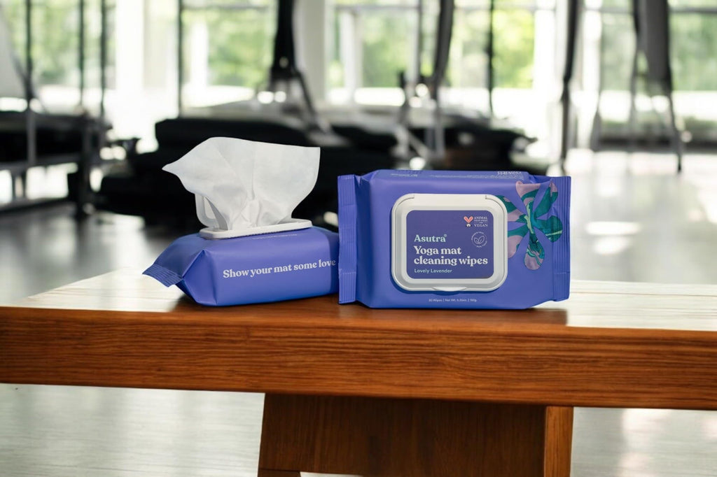 ASUTRA Yoga Mat Cleaning Wipes (Lovely Lavender), 4 Pouches (30 Wipes Each) - No Slippery Residue, Deep-Cleansing for Fitness Gear & Gym Equipment