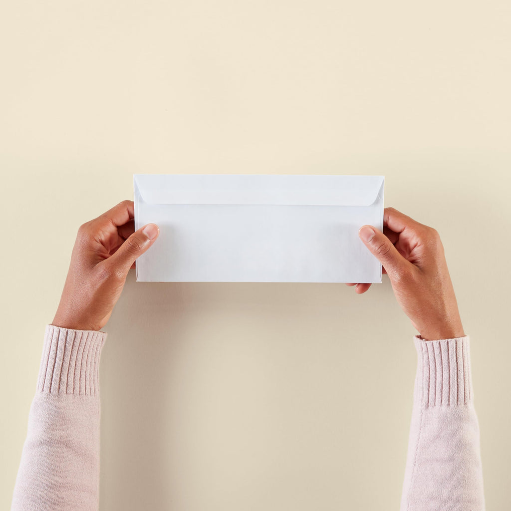 Amazon Basics #10 Security-Tinted Self-Seal Business Envelopes with Left Window for Invoices and Documents, White, 500-Pack