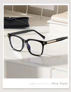 Madison Avenue Trendy Sqaure Blue Light Blocking Glasses for Women with Case, Stylish Anti Glare Glasses for Computer Black