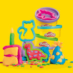 Play-Doh Party Favor Pack, Bulk 24 Pack of Modeling Compound with Cutters, Classroom Supplies for Arts & Crafts, Back to School Gifts & Prize Toys for Kids, Ages 3+ (Amazon Exclusive)